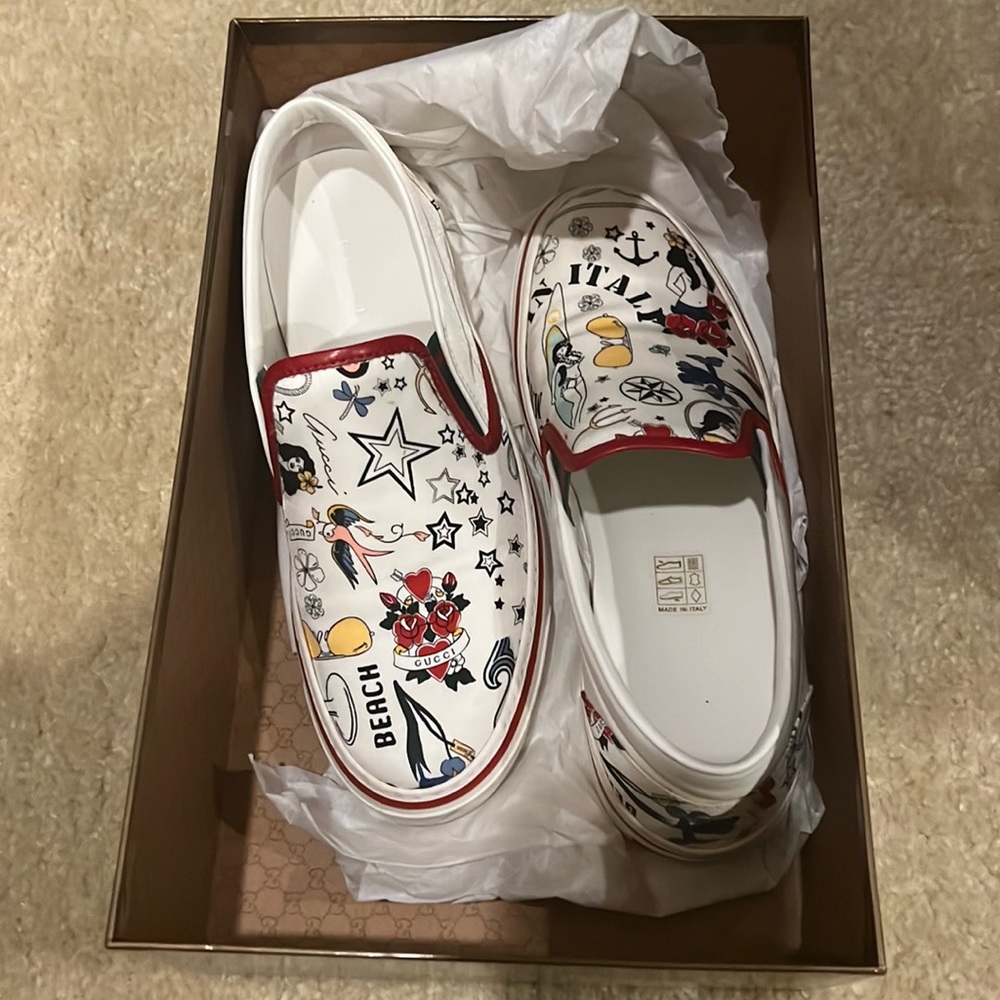 Women Gucci boat shoes/loafers